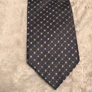 George Tie